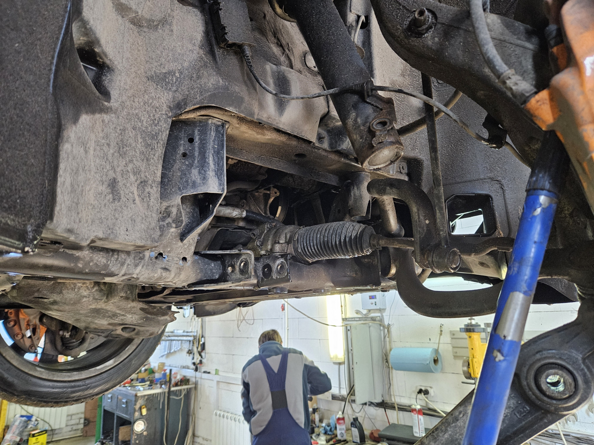 Вибрация на педали газа устранена! — BMW X6 (F16), 3 л, 2015 года ...