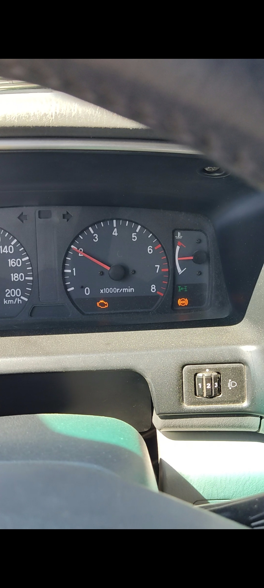 Help. С начала моргает полный привод, затем загорается ABS — Mitsubishi  Pajero Sport (1G), 3 л, 2006 года | электроника | DRIVE2