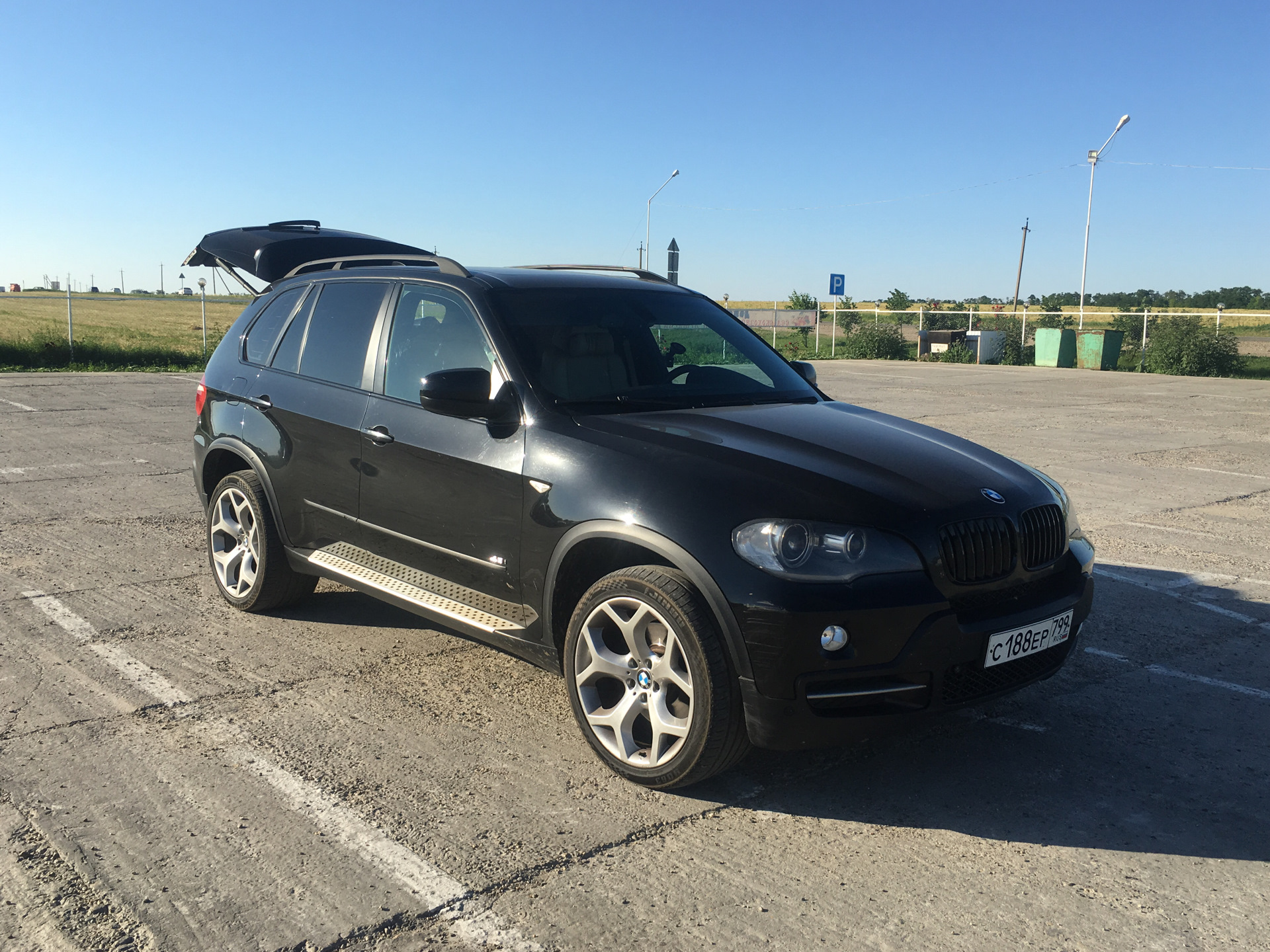 Дорога на моря! Неудачная попытка развода на посту ГИБДД) — BMW X5 (E70),  4,8 л, 2007 года | прикол | DRIVE2