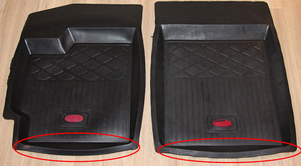 Фото ковриков, когда я их только купил. Посмотрите, как провисает задний борт (как раз, который в районе сиденья находится), образуя эффект «носик ковшика» — Hyundai Elantra (3G)