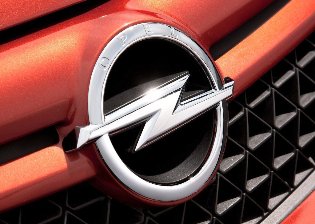 Opel logo vector