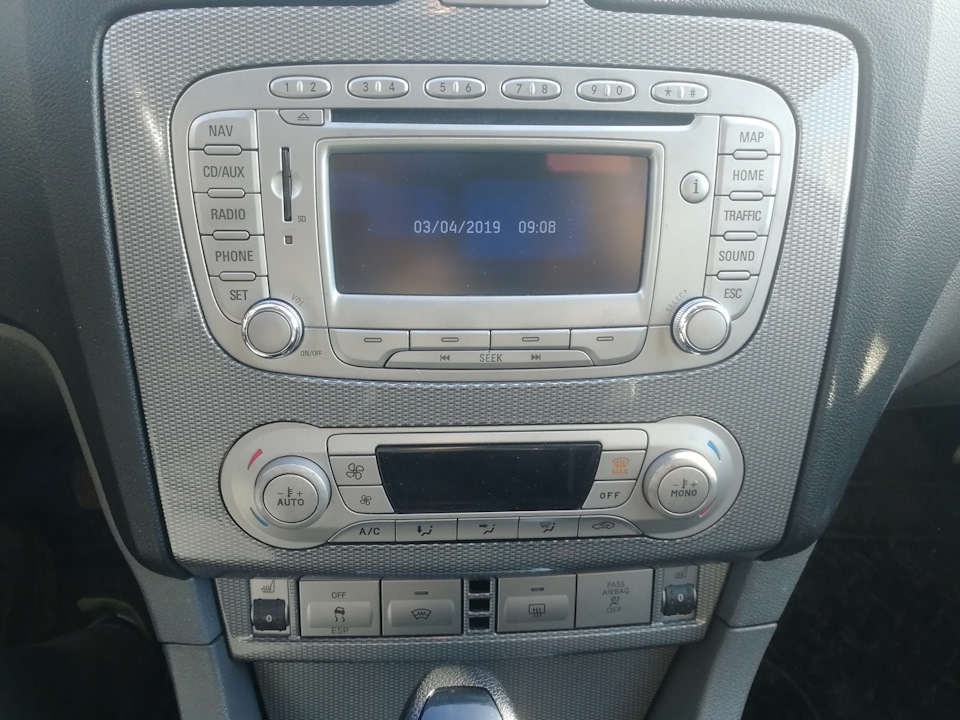 Рамка титаниум на Ford Focus II Hatchback. Б/у | 2 000 ₽ в городе Тверь ...