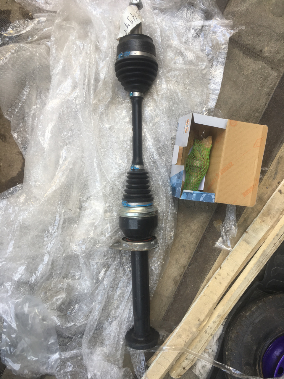 Борьба с вибрацией — Volkswagen Transporter T5, 2 л, 2012 года ...