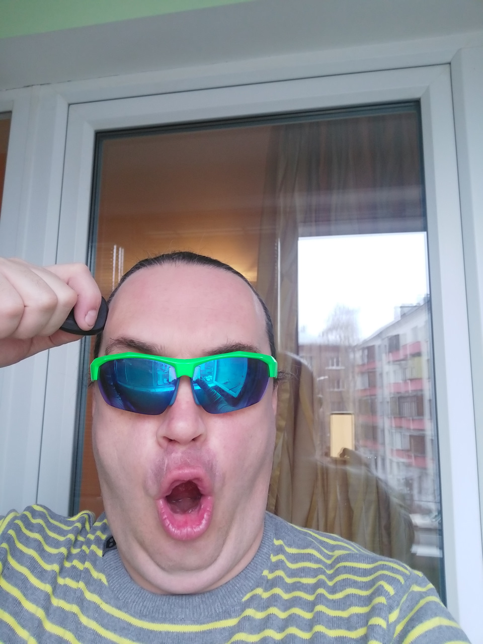 Фото в бортжурнале Cadillac Escalade (3G)