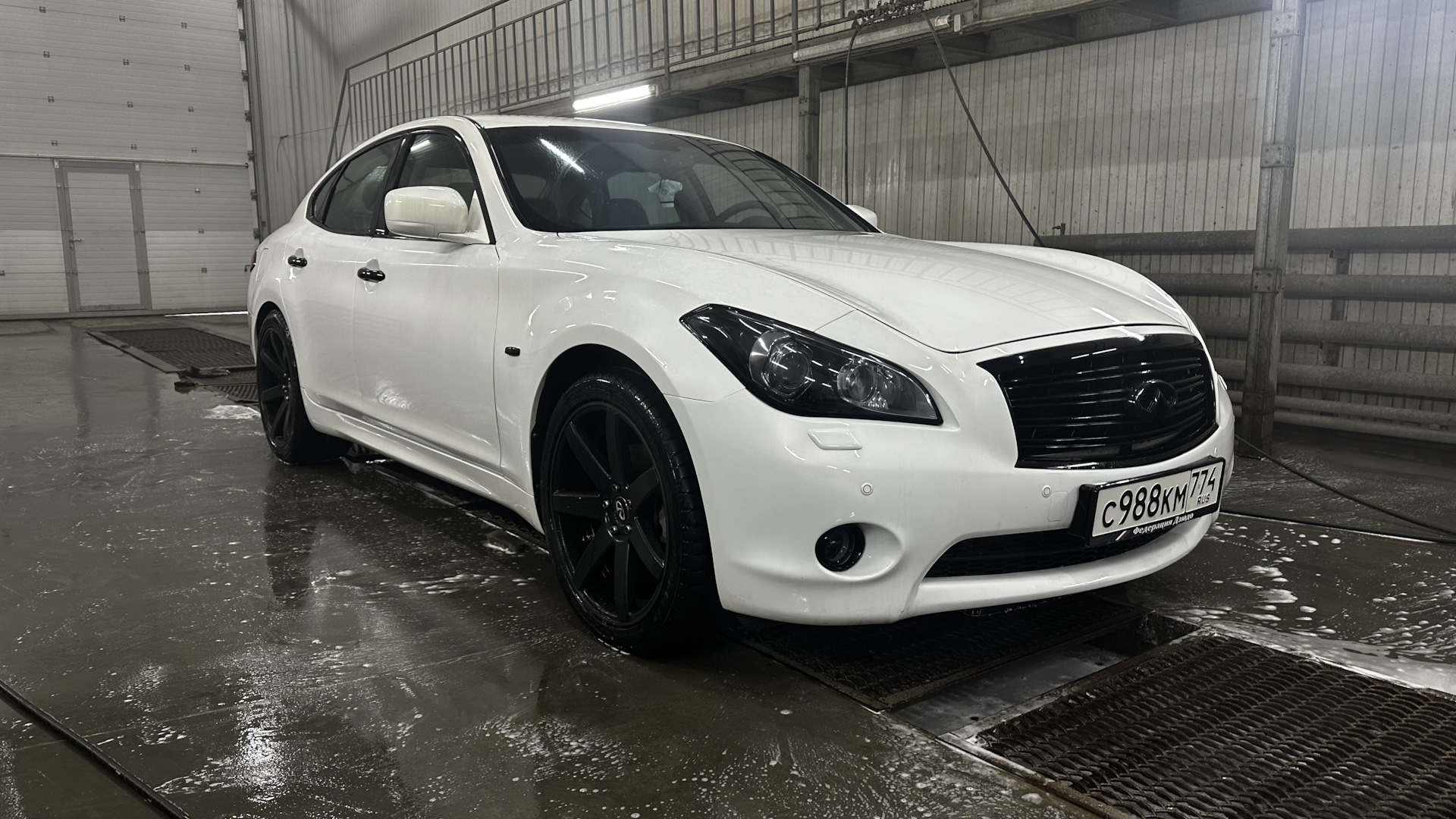 Infiniti M (3G) 2.5 бензиновый 2012 | Белый Финик на DRIVE2