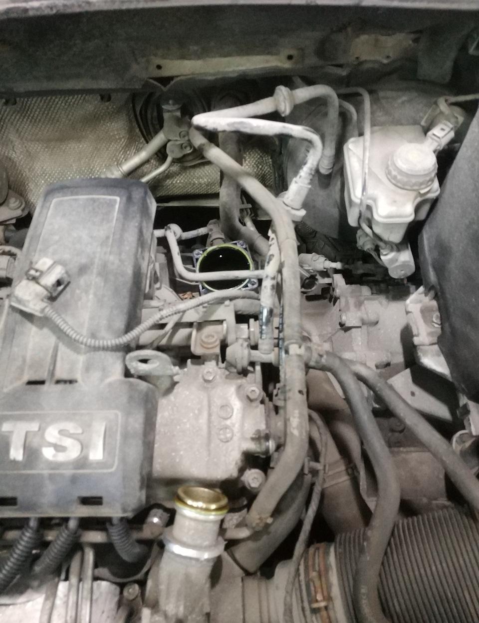 Замена дроссельной заслонки VAG 1,2 TSI — АвтоТехЦентр VAG на DRIVE2