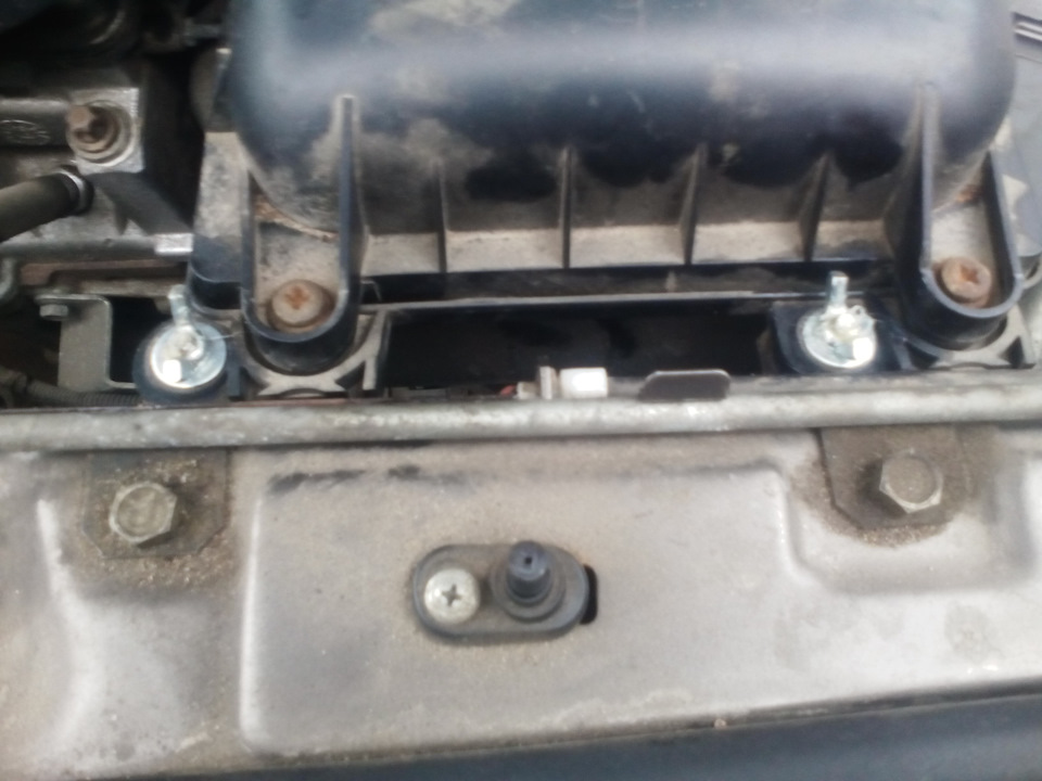 Переделка креплений воздушного фильтра — Lada 2114, 1,6 л, 2013 года ...