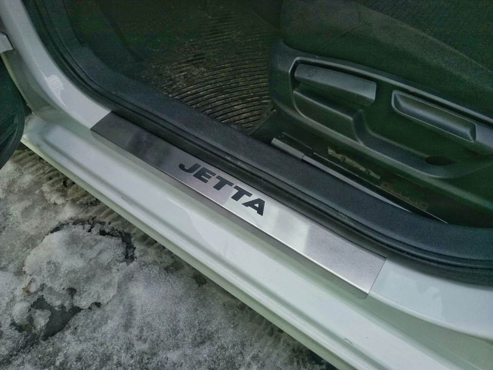 Порог джетта 6. Накладки на пороги Volkswagen Jetta 6. Пороги Джетта 6. Пороги Фольксваген Джетта 6. Пороги для VW Jetta 6.