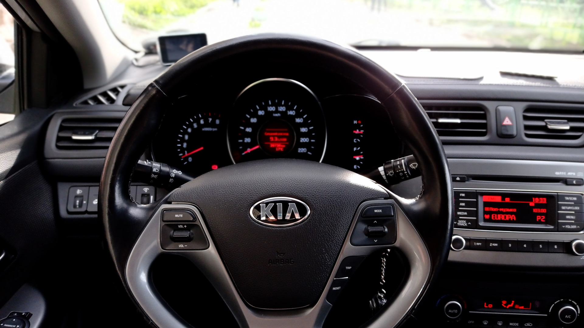 KIA Rio (3G) 1.6 бензиновый 2017 | 1.6 МТ на DRIVE2