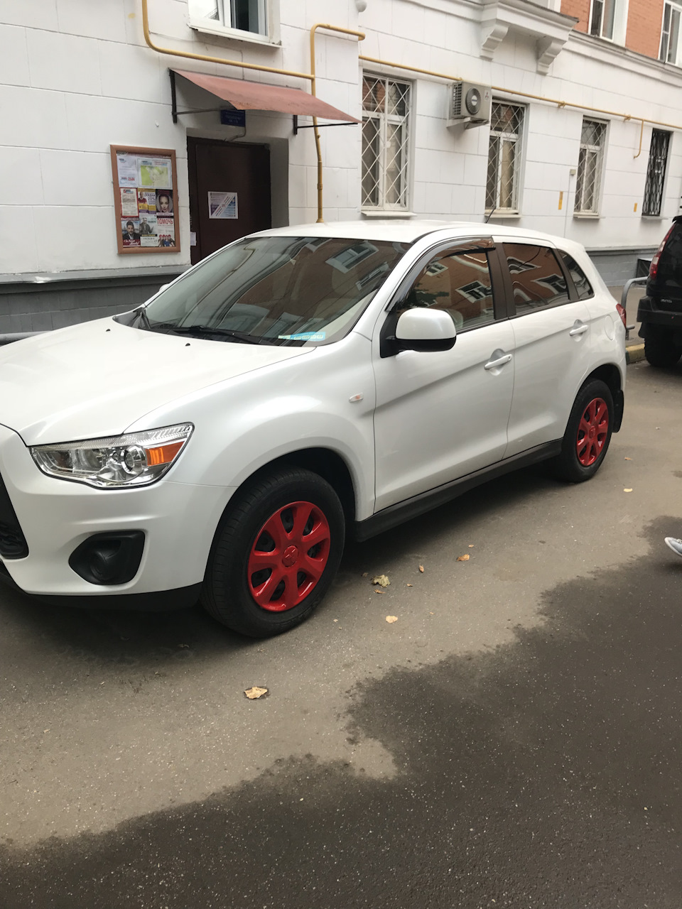 Покрасили колпаки))) — Mitsubishi ASX, 1,6 л, 2013 года | колёсные диски |  DRIVE2