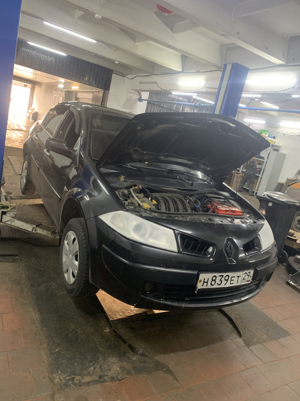 Проблема с электрикой — Renault Megane II, 1,6 л, 2008 года | поломка |  DRIVE2