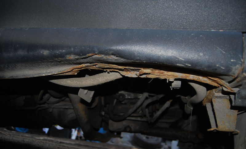 Микроавтобус Ниссан Серена, ч. 4, правый порог — DRIVE2