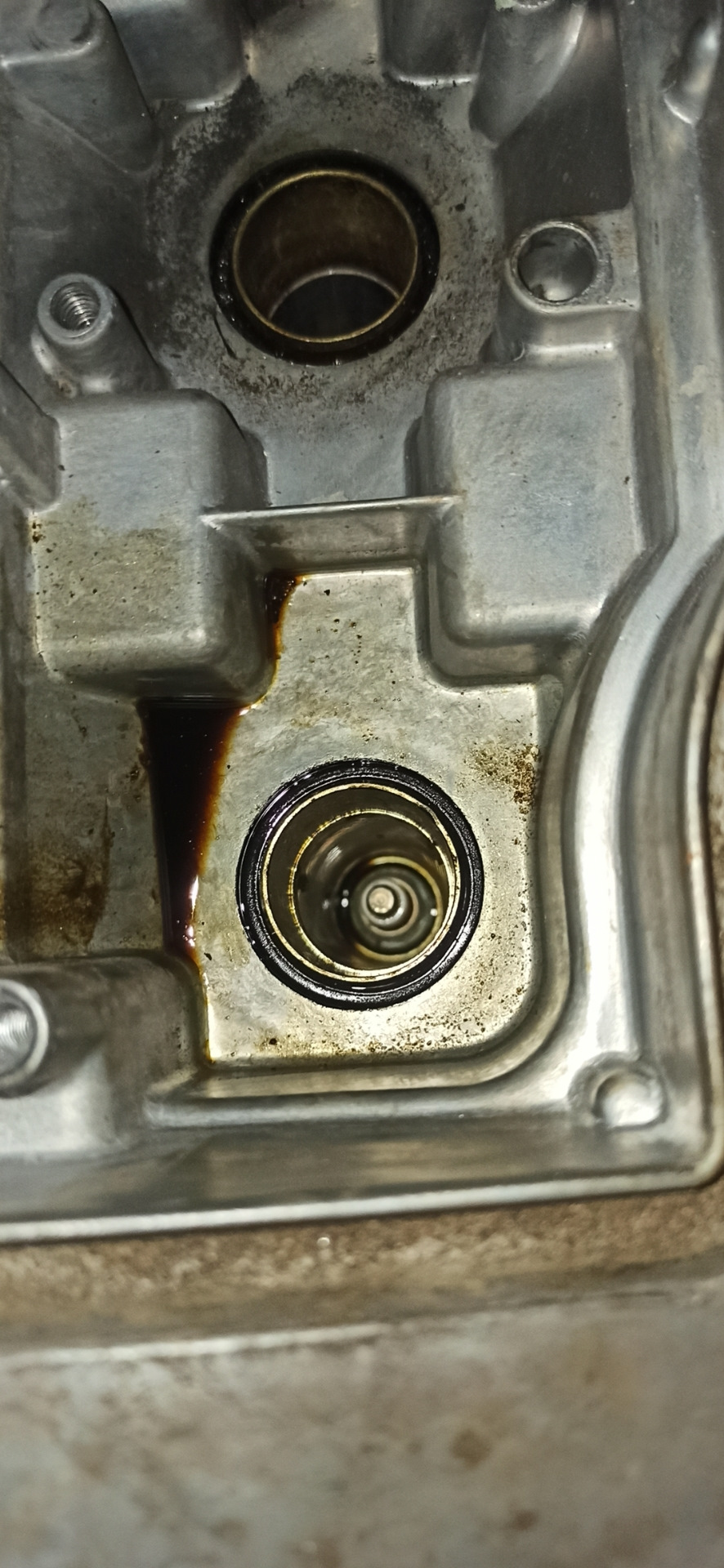 Свечи и масло — SsangYong Actyon (1G), 2,3 л, 2007 года | своими руками ...