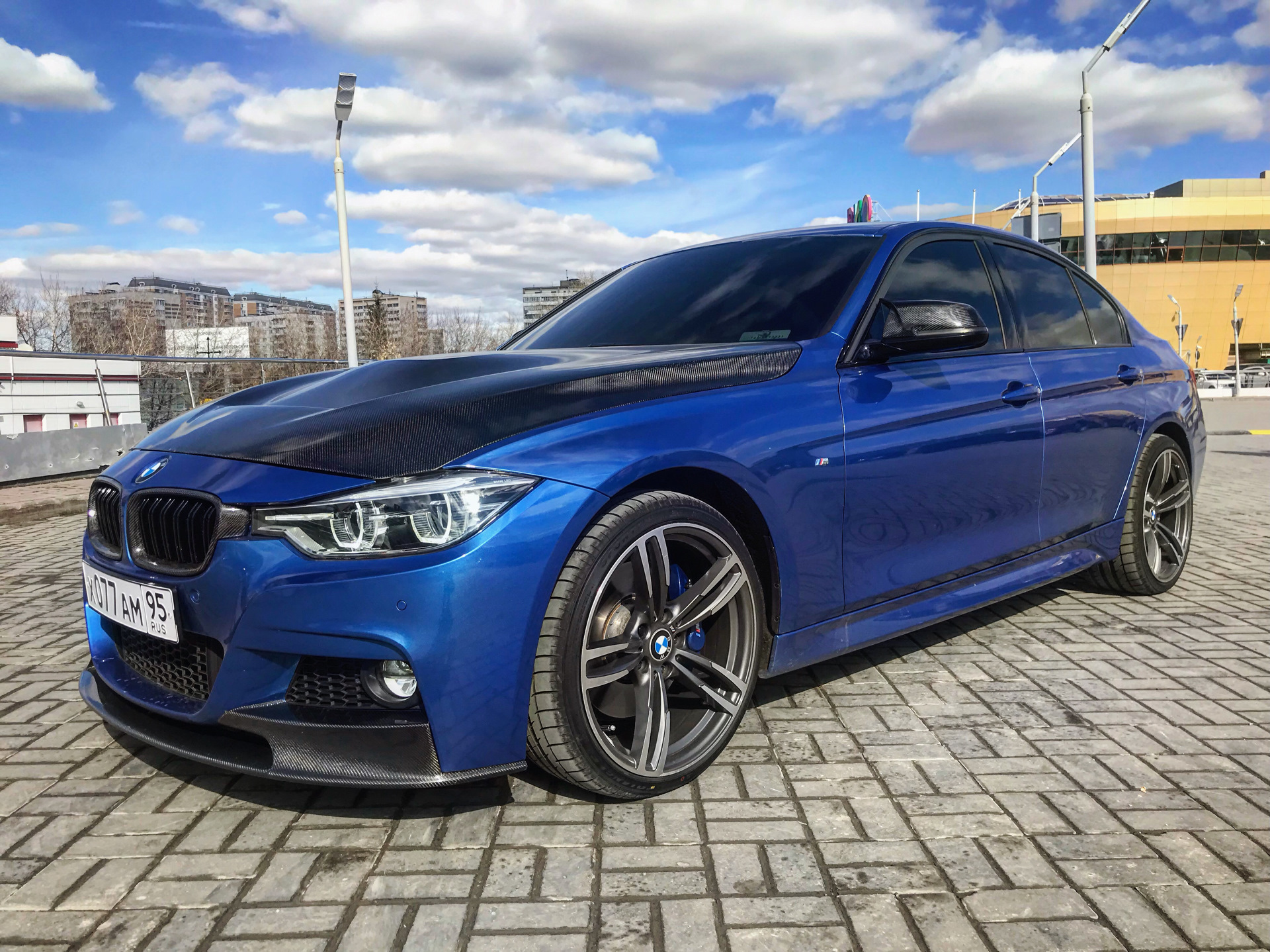 BMW f30 аэрография