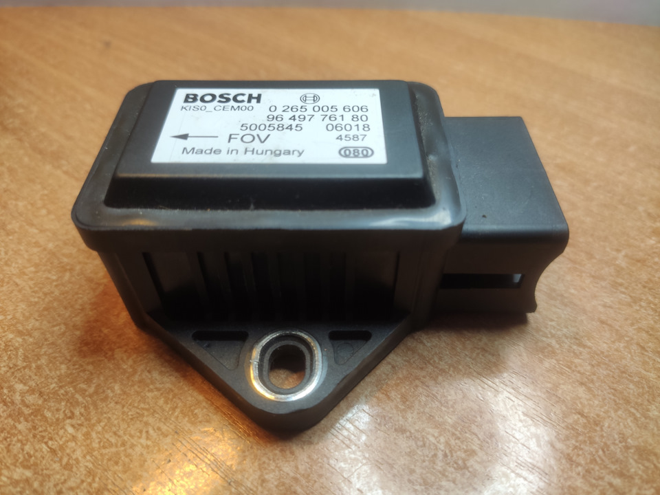 Датчик курсовой устойчивости на Citroen C4 (2G), Citroen Jumpy (2G ...