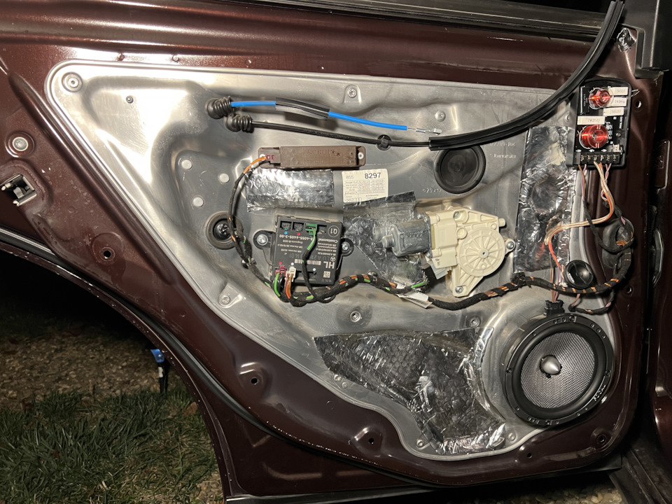 W212 новая акустика в тыл — Mercedes-Benz E-Class (W212), 3,5 л, 2012 ...
