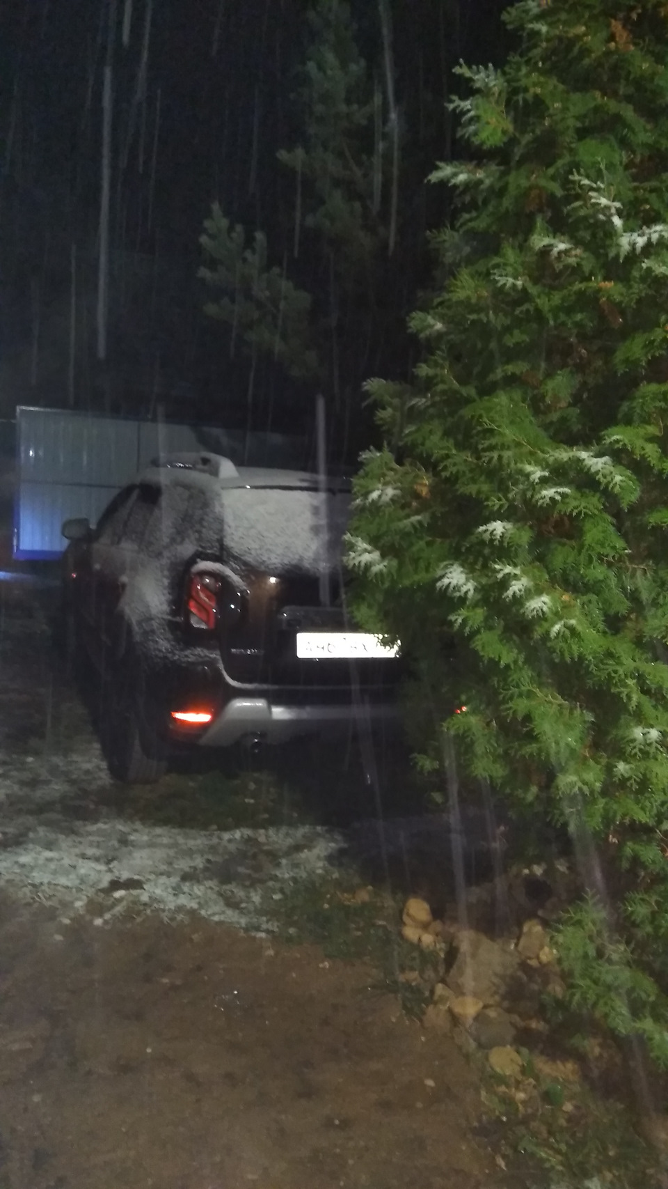 С днём сотрудника автомобильного транспорта. Ну или с днём водителя ...