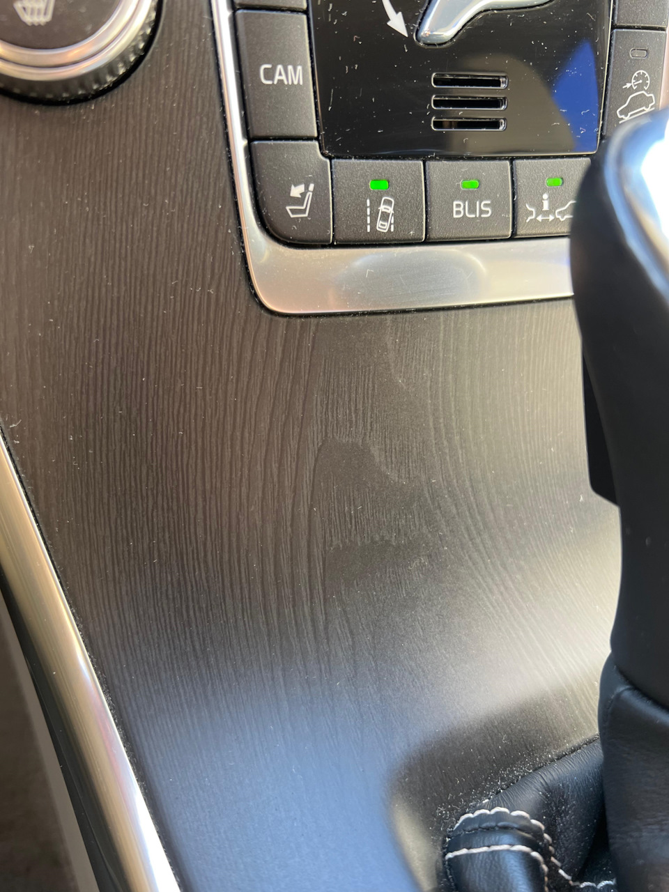 Фото в бортжурнале Volvo XC60 (1G)