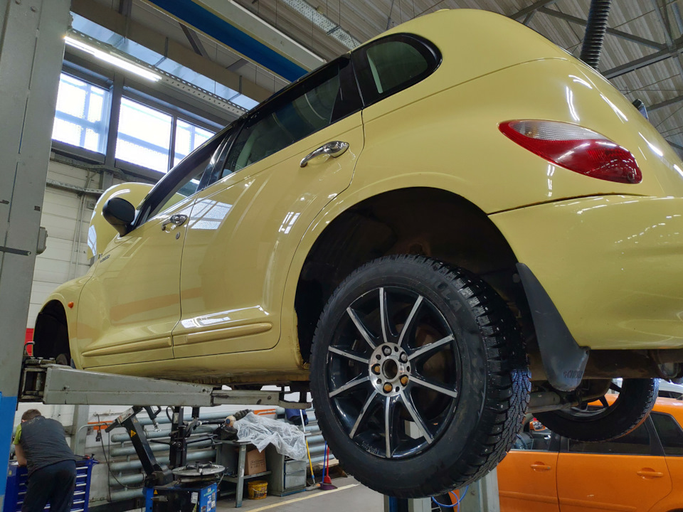 9. Заклинило колесо. Диагностика ручного тормоза — Chrysler PT Cruiser ...