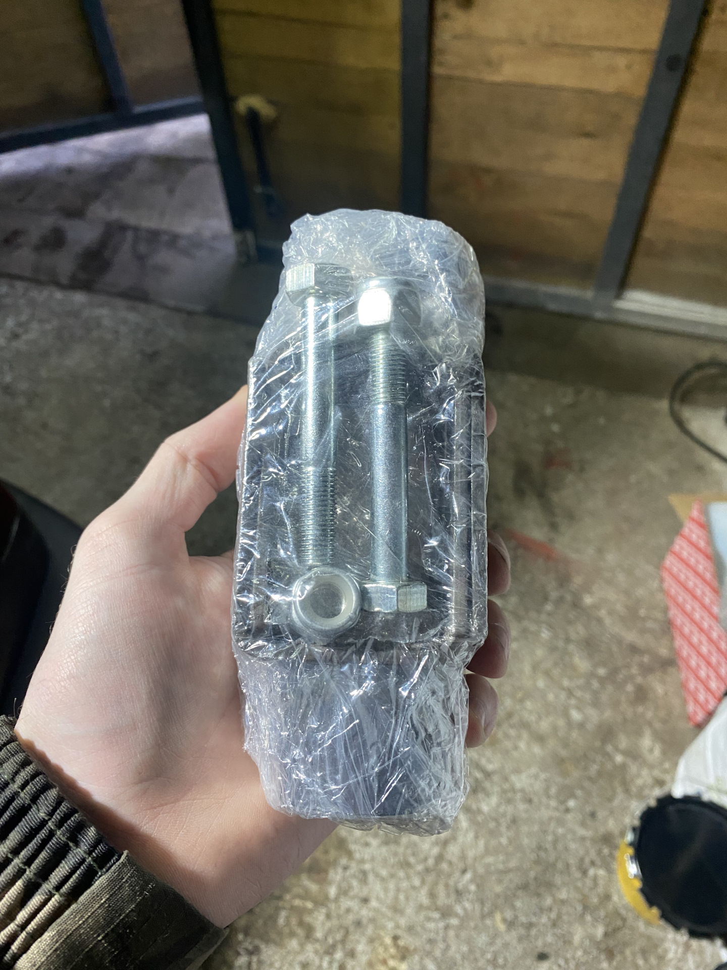 Пришли проставки под амортизатор. Поднимаем зад — Volkswagen Golf Mk3 ...