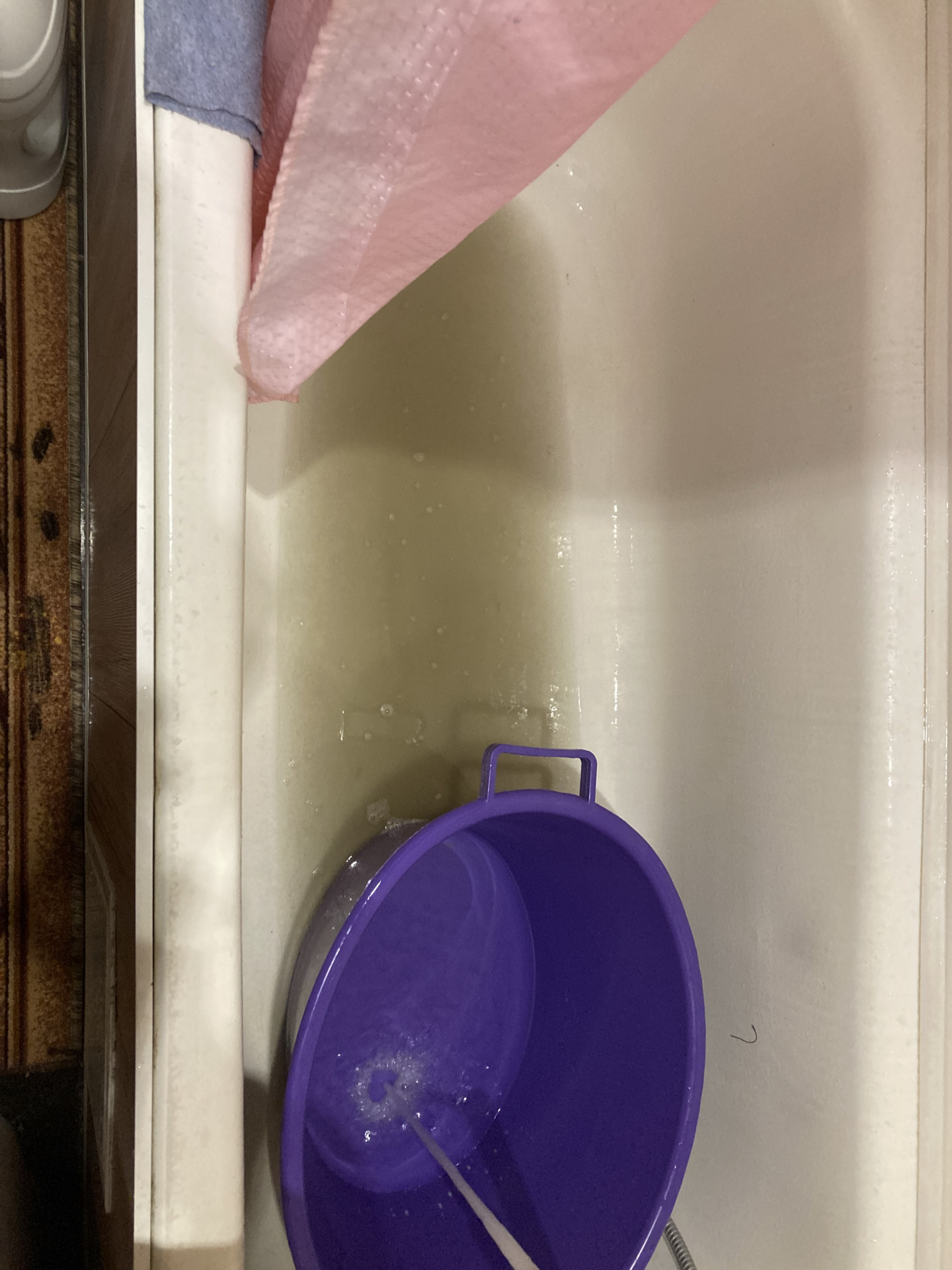 Снятие обшивки переднего пассажирского сидения Volkswagen Polo Sedan ...