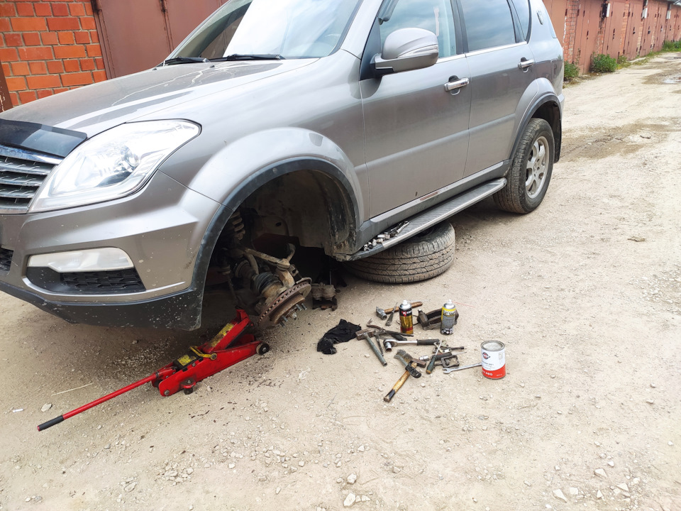 Фото в бортжурнале SsangYong Rexton W (3G)