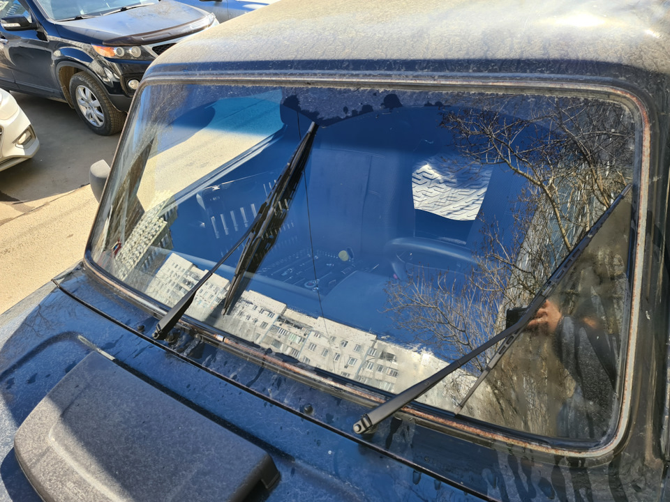 Новые щетки с новыми поводками — Lada 4x4 3D