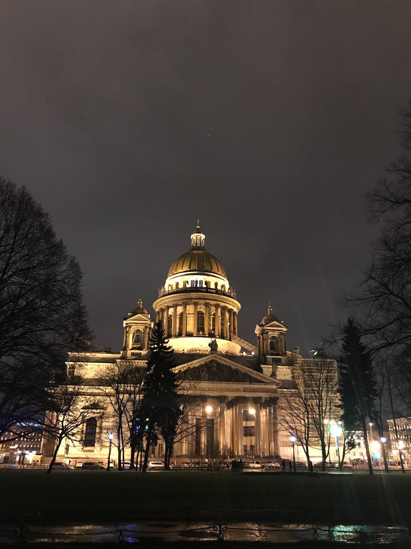 Петербург пятый. Исаакиевский собор в Санкт-Петербурге. Санкт-Петербург фото для презентации.