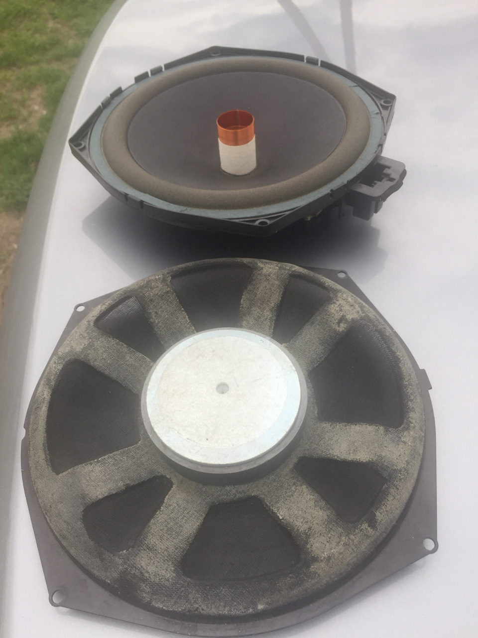 Сабвуфер е53. BMW e60 Subwoofer.