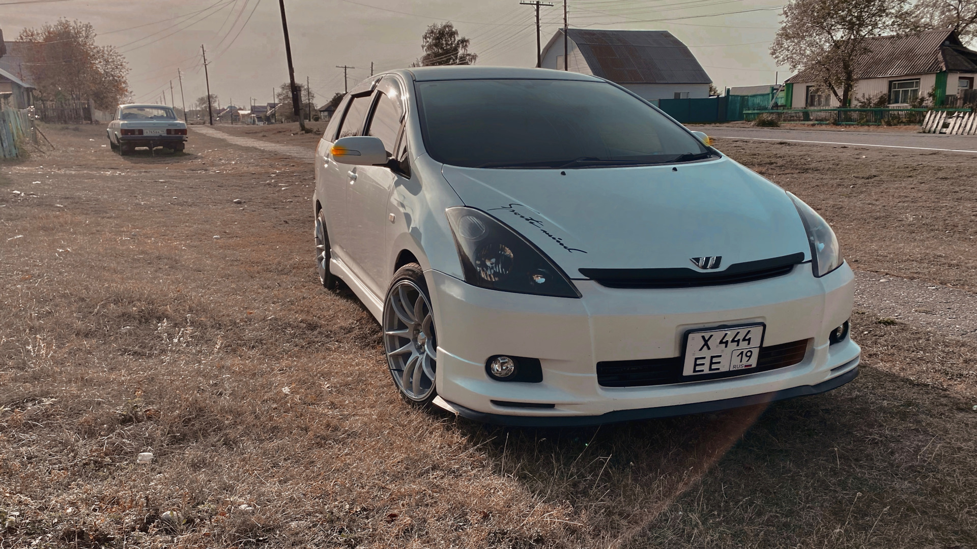 Toyota Wish (AE10) 1.8 бензиновый 2004 | «White» на DRIVE2