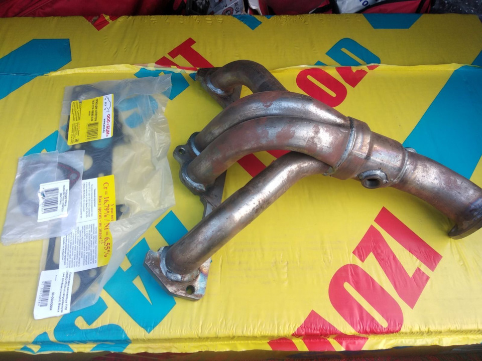 Замена выпускного коллектора и замена радиатора — Lada Калина седан, 1 ...