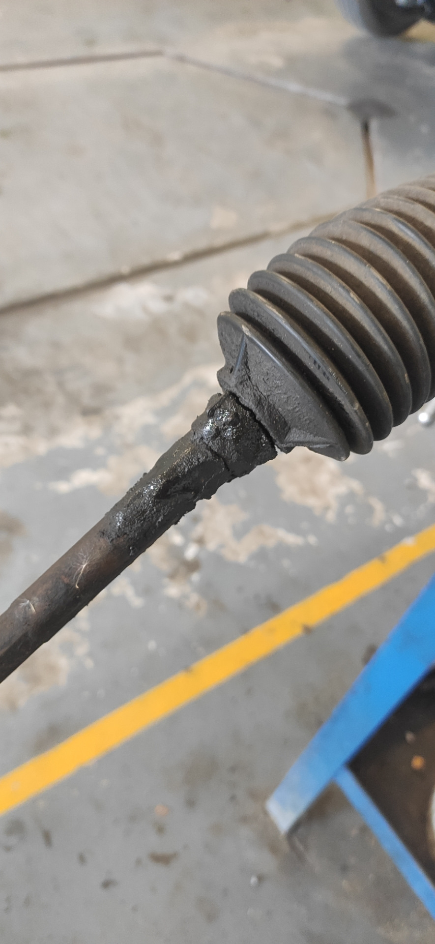 Рулевая рейка кирдык — Hyundai Tucson (JM), 2 л, 2007 года | поломка ...