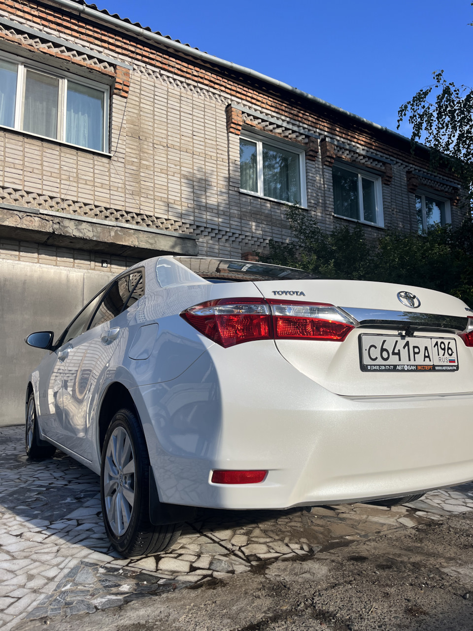 Дома — Toyota Corolla (160), 1,6 л, 2013 года | путешествие | DRIVE2