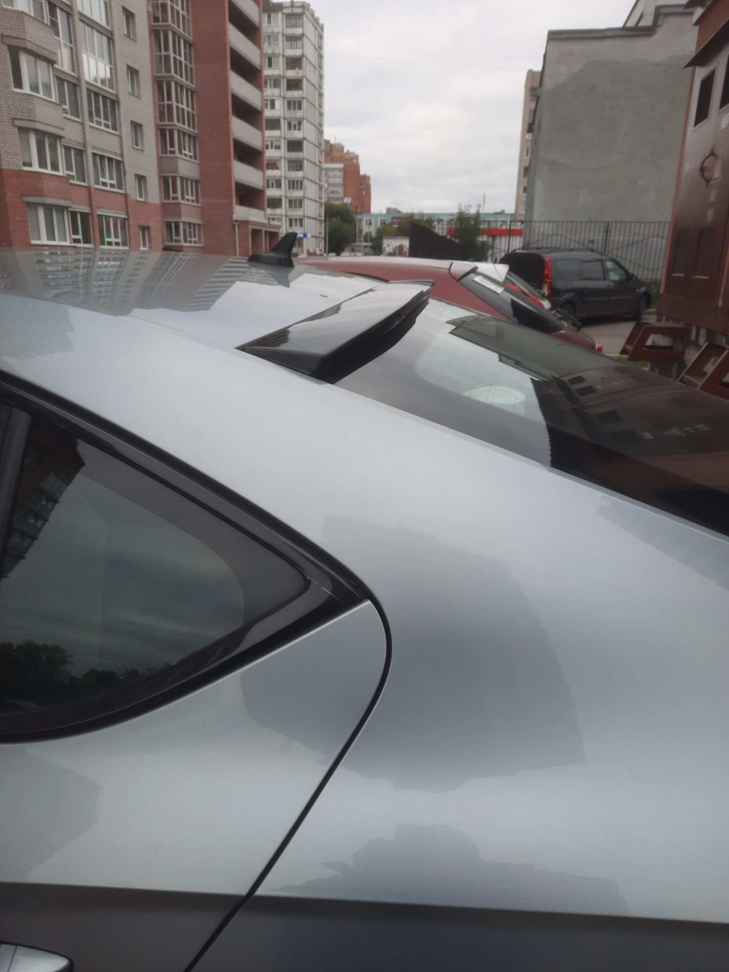 Спойлер на стекло — Skoda Superb Mk3, 1,4 л, 2019 года | просто так ...