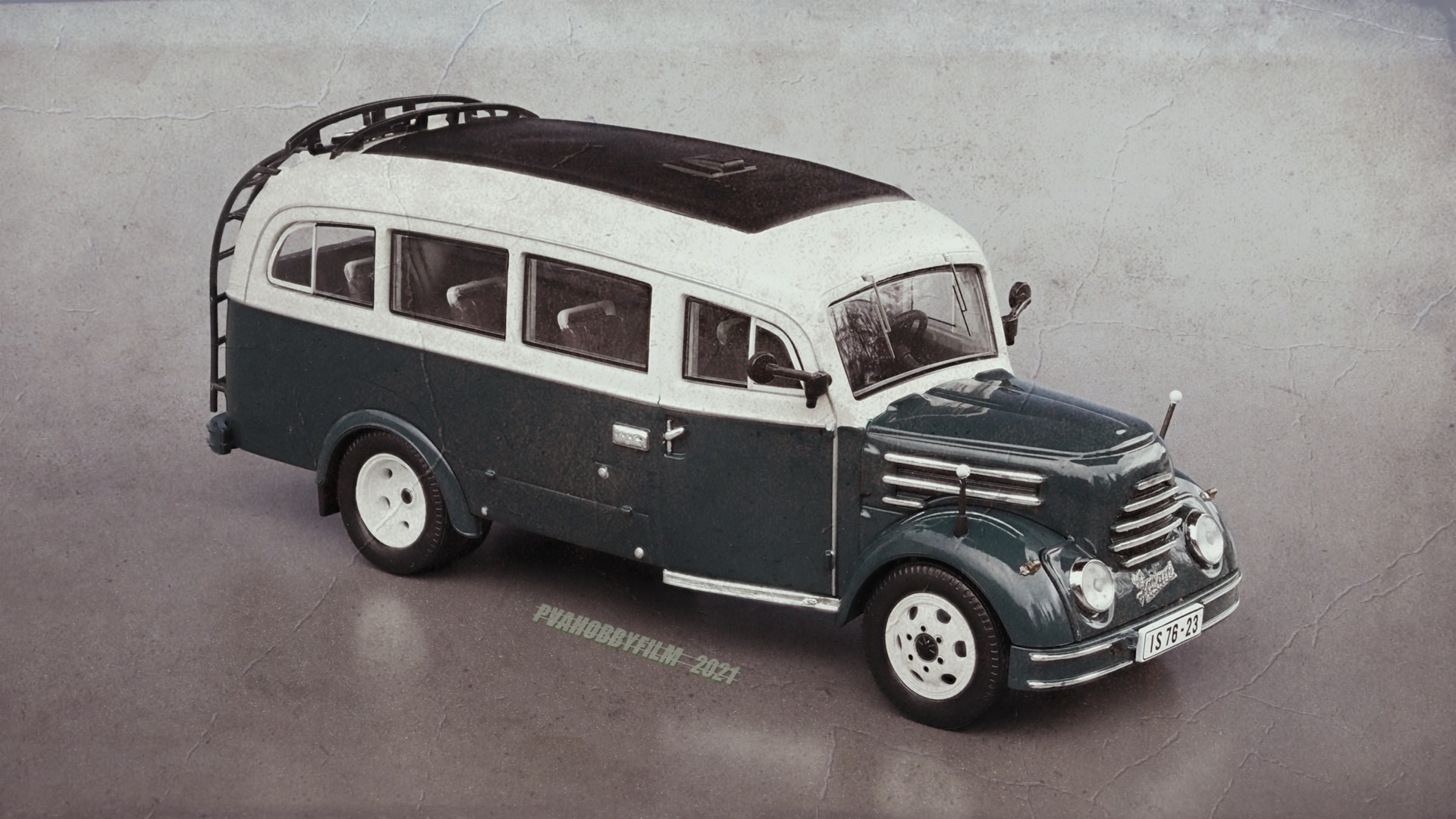 Robur Garant 30k VW / B 18 (1/43 IST-Models) — Сообщество