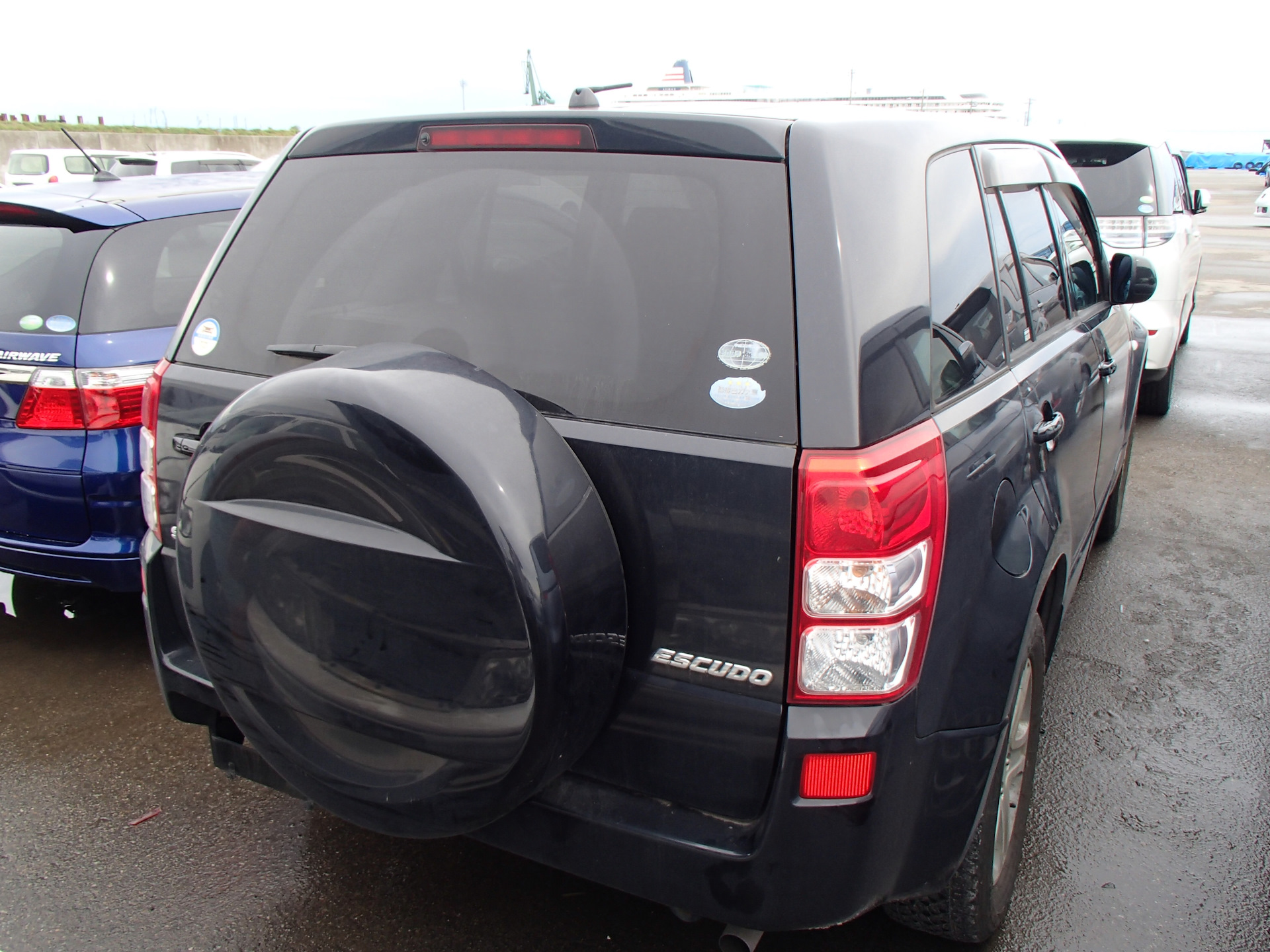 Эскудо где. Escudo td54w. Сузуки эскудо td54w. Suzuki Escudo td01w спойлер. Эскудо td 54.