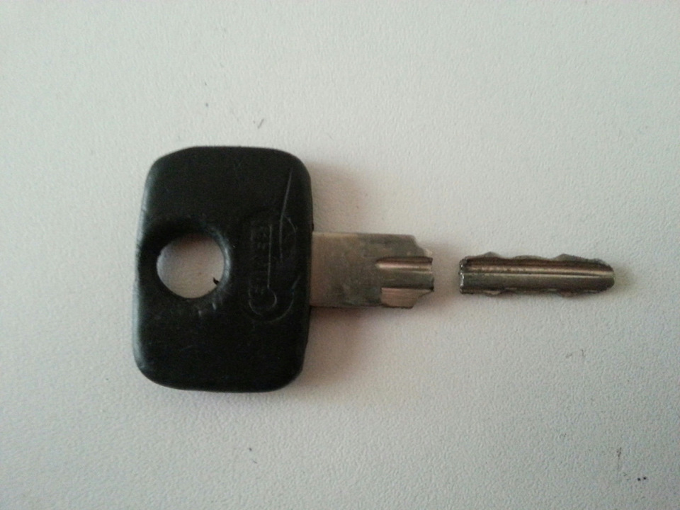 Замок зажигания или как достать обломанный ключ — Opel Kadett E, 1,3 л ...