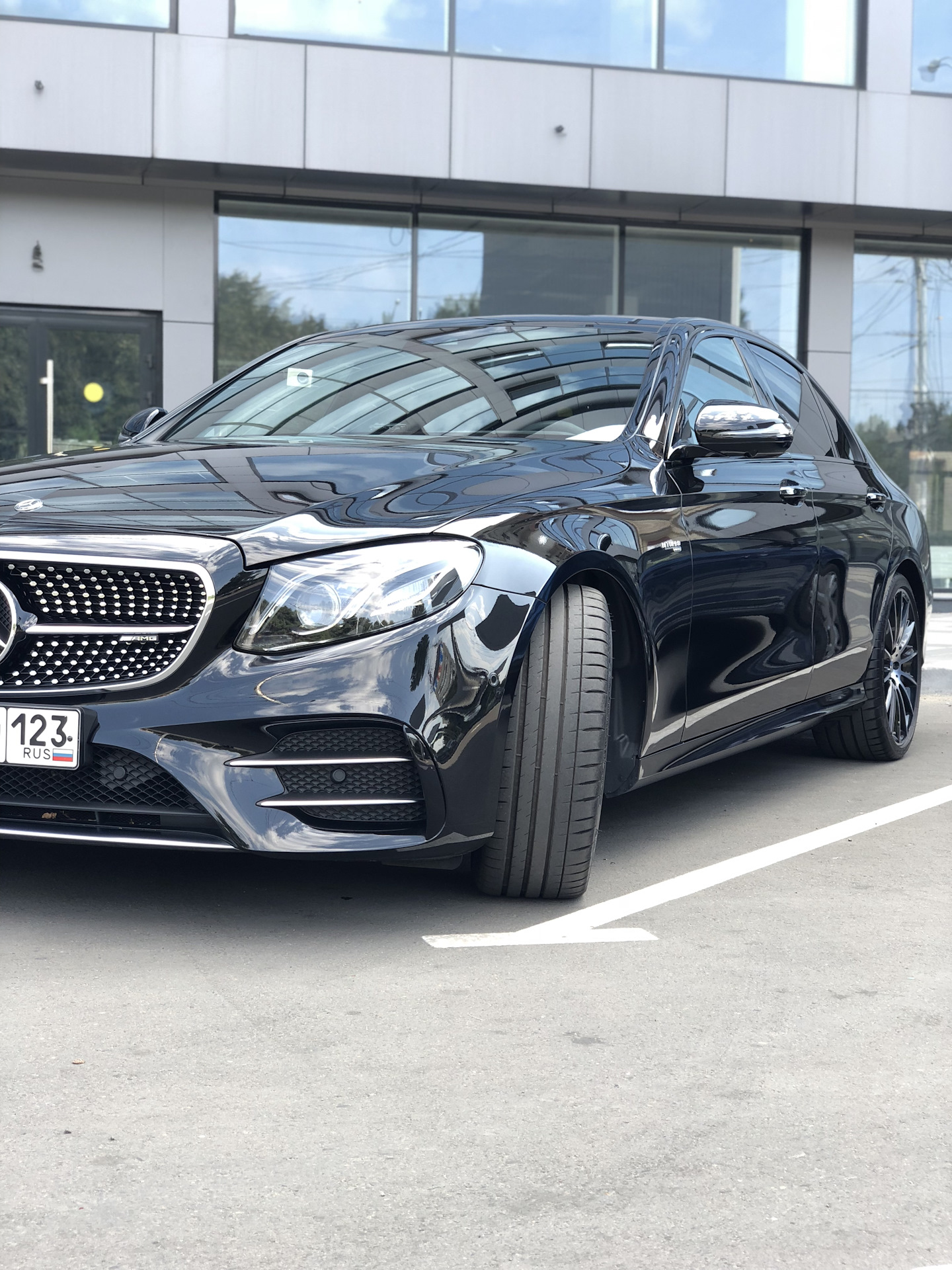 Mercedes Benz e43 AMG бандит