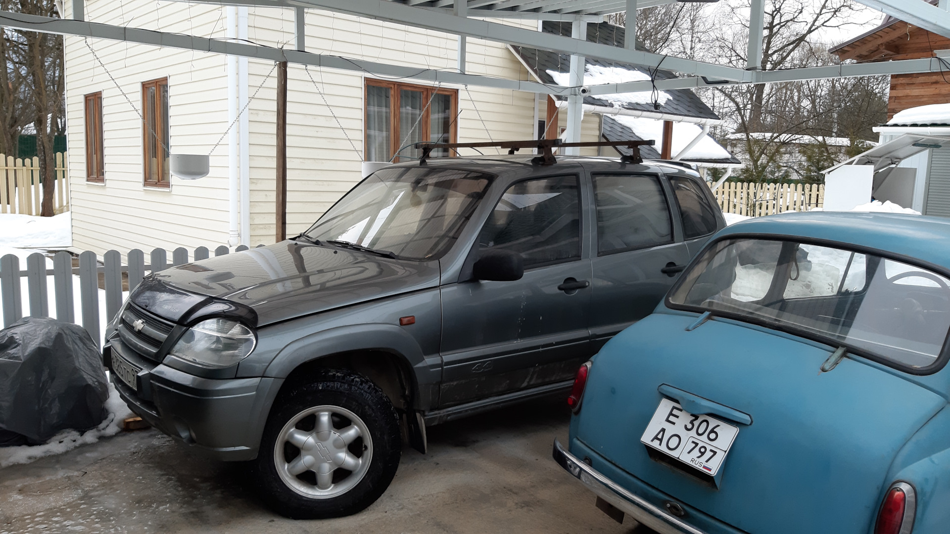 Продажа Chevrolet Niva 2005 (бензин, МКПП) — с историей обслуживания —  DRIVE2.RU