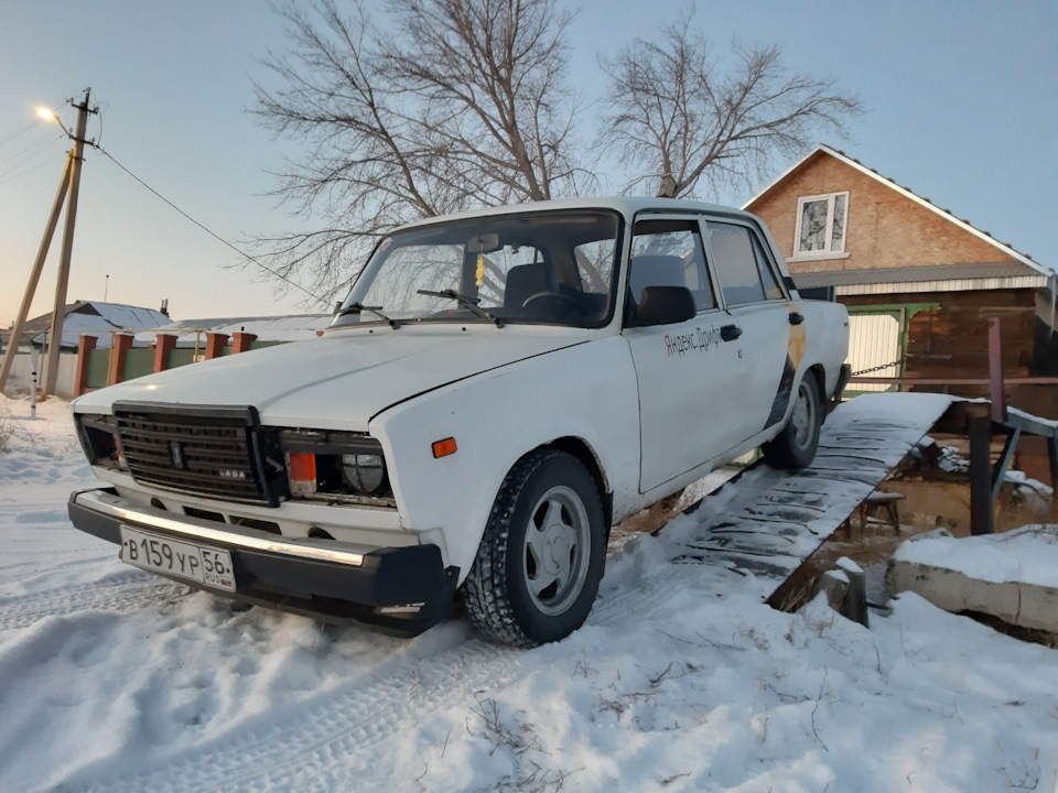 Прокачивание тормозов без ямы — Lada 21070, 1,5 л, 1992 года | поломка ...