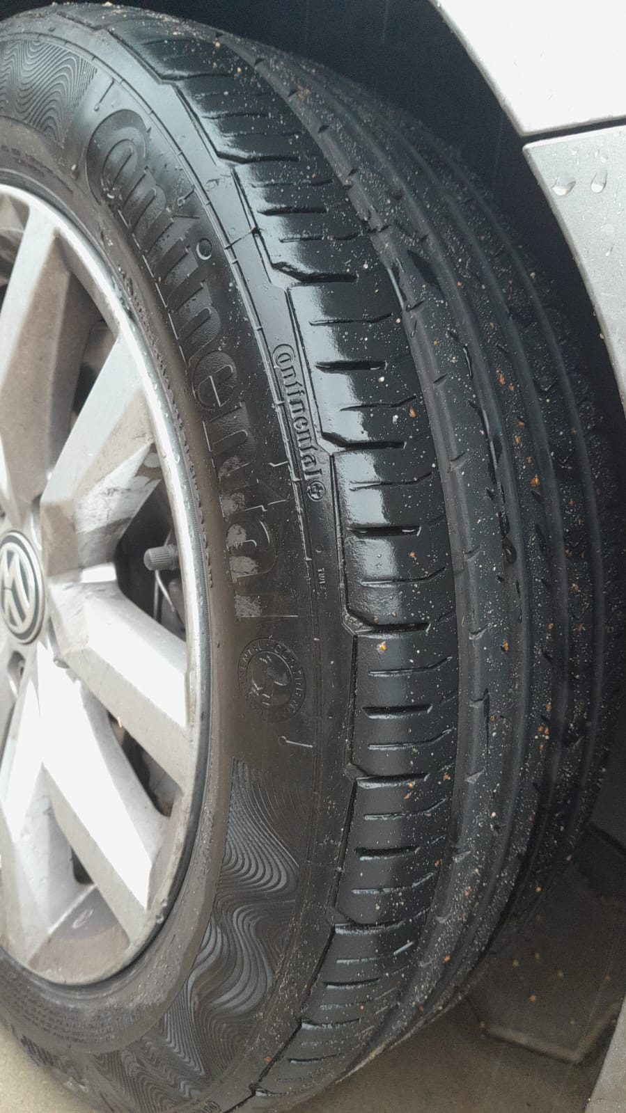 Покрышки на перед — Volkswagen Passat Variant (B7), 2 л, 2013 года ...