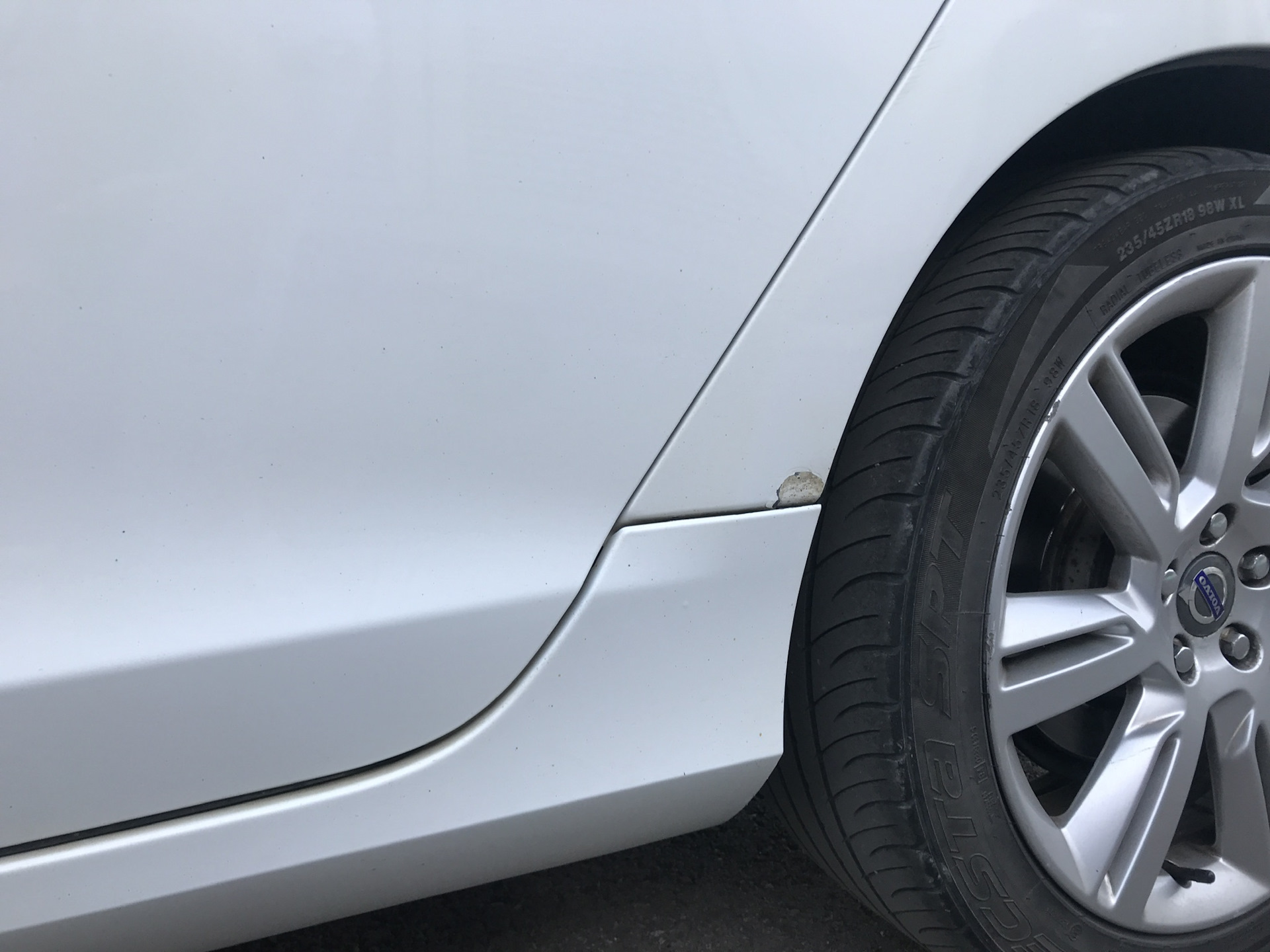 Ржавый кузов — Volvo S60 (2G), 2,5 л, 2021 года | кузовной ремонт | DRIVE2