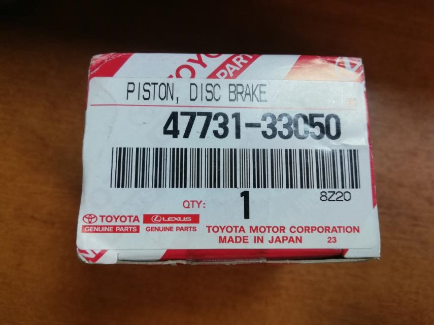 Фото в бортжурнале Toyota Camry (XV20). Запчасти на фото: 4773133050