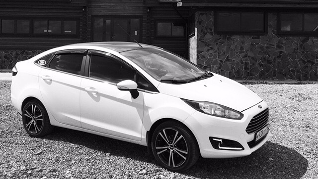 Ford Fiesta (Mk VI) 1.6 бензиновый 2015 | на DRIVE2