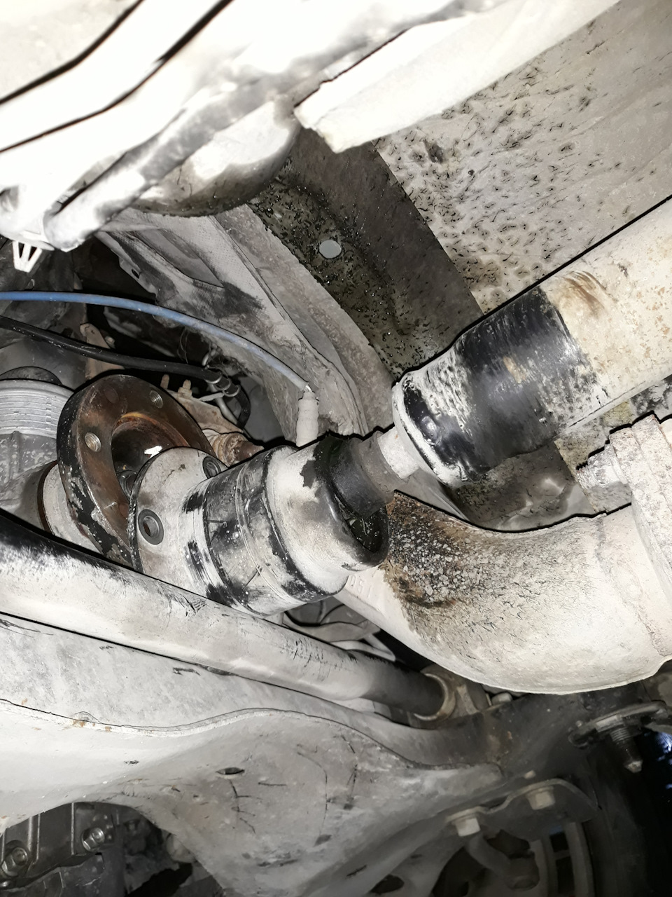 пыльник карданного вала. — Mazda CX-7, 2,3 л, 2007 года | расходники ...