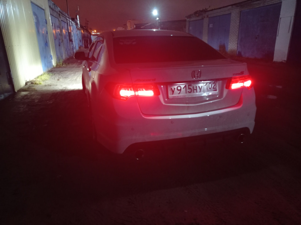 11. Светят и выглядят бомбезно! — Honda Accord (8G)