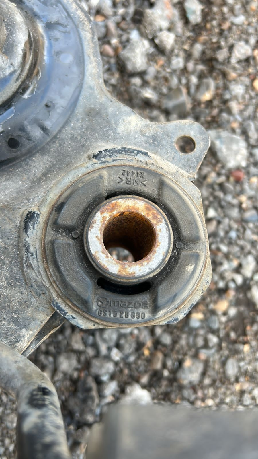 Замена заднего подрамника и сайленблоков задней подвески — Mazda 6 (2G ...