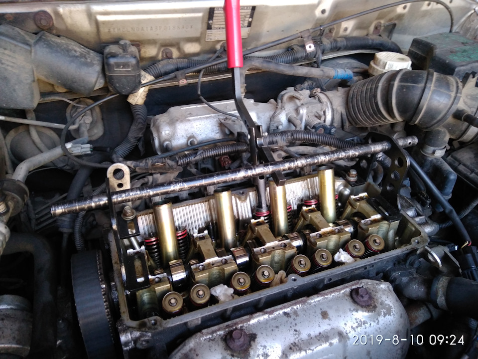 Замена мск(сальники клапанов) — Mitsubishi Carisma, 1,6 л, 2003 года ...