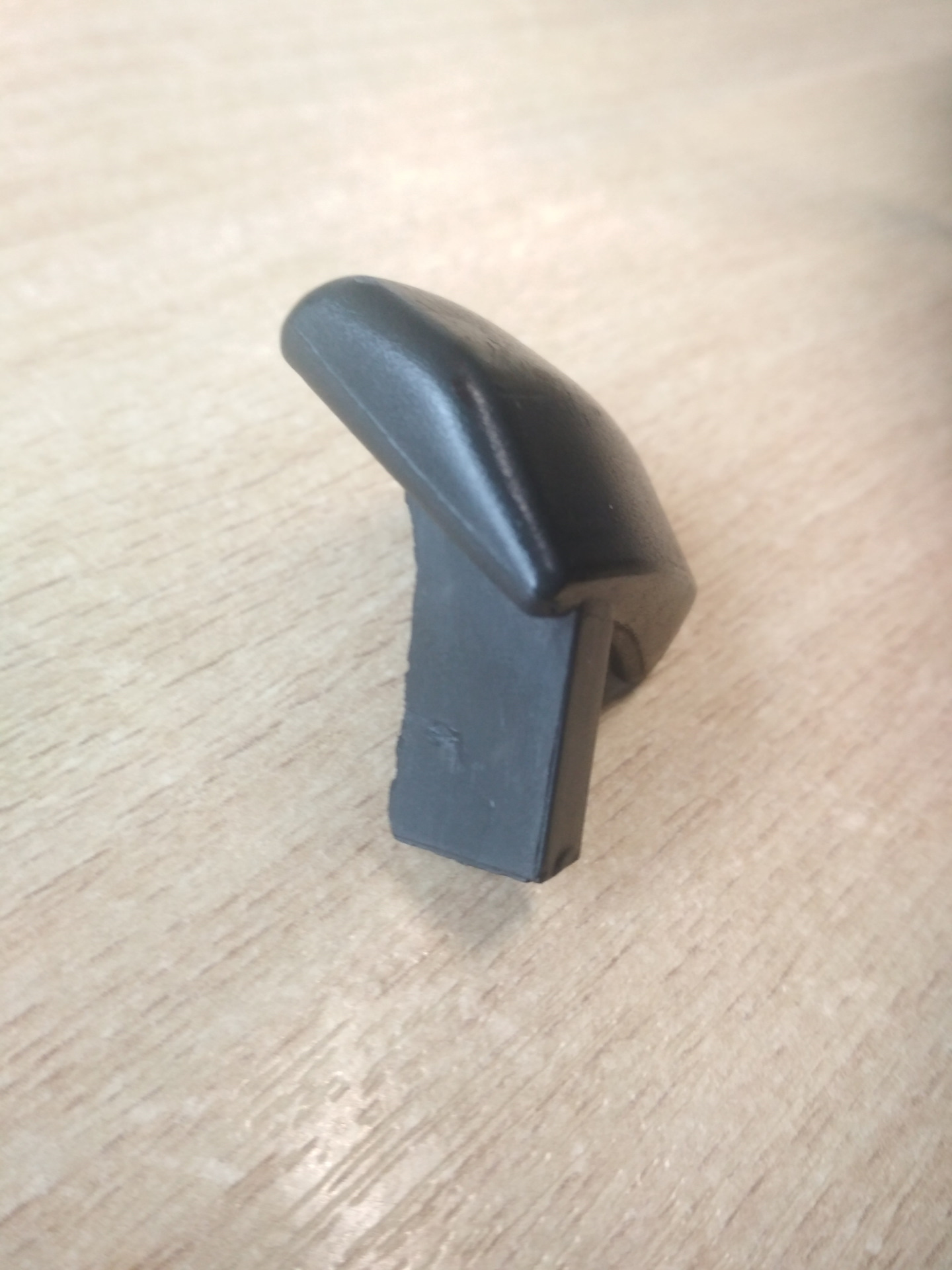 Ручка регулировки угла наклона спинки сиденья ситроен джампи 9251278. Ручка опускания стекла москвич. Ручка опускания сидения. Ручка открывания переднего сидения ford focus 2. Ручка опускания стекла камаз.