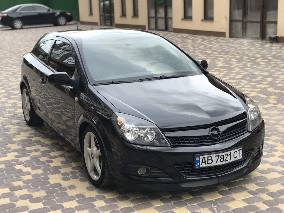 Opel Astra h 2007 черная